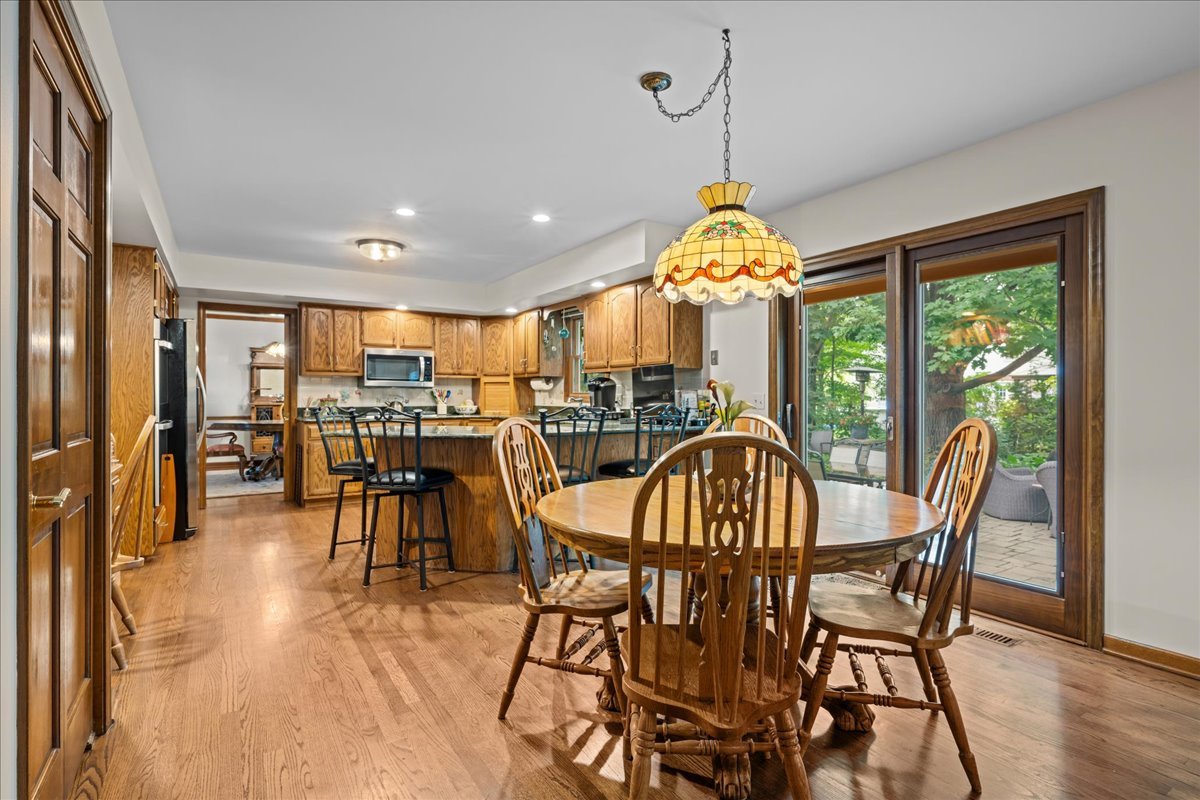 1533 Meadowland Drive