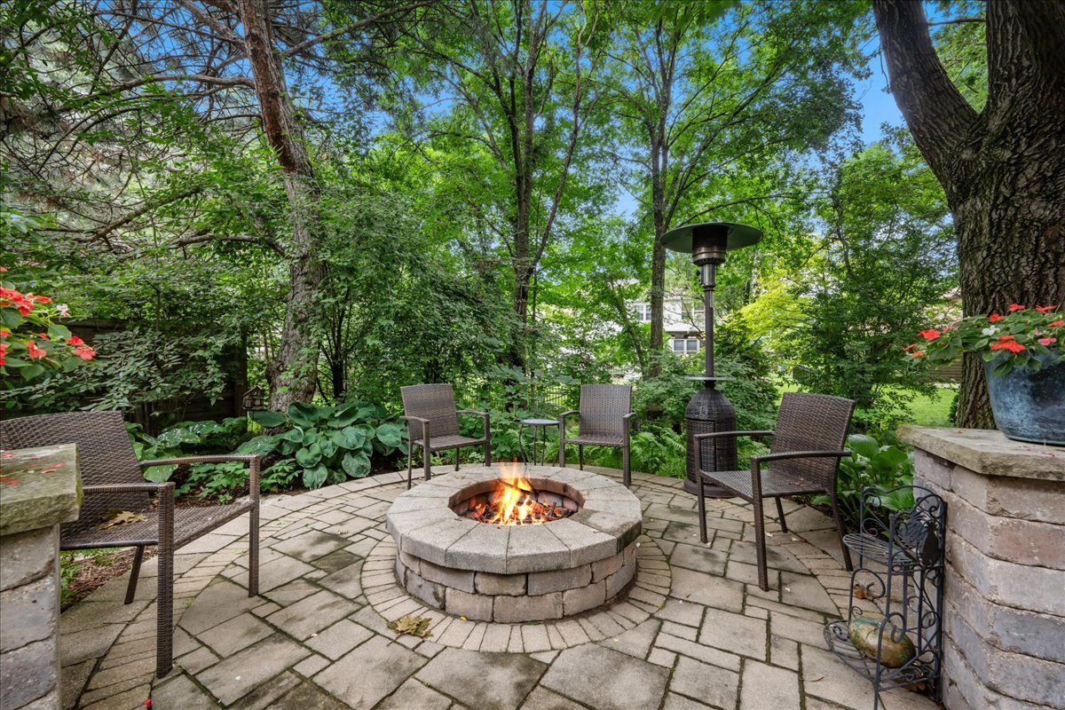 1533 Meadowland Drive