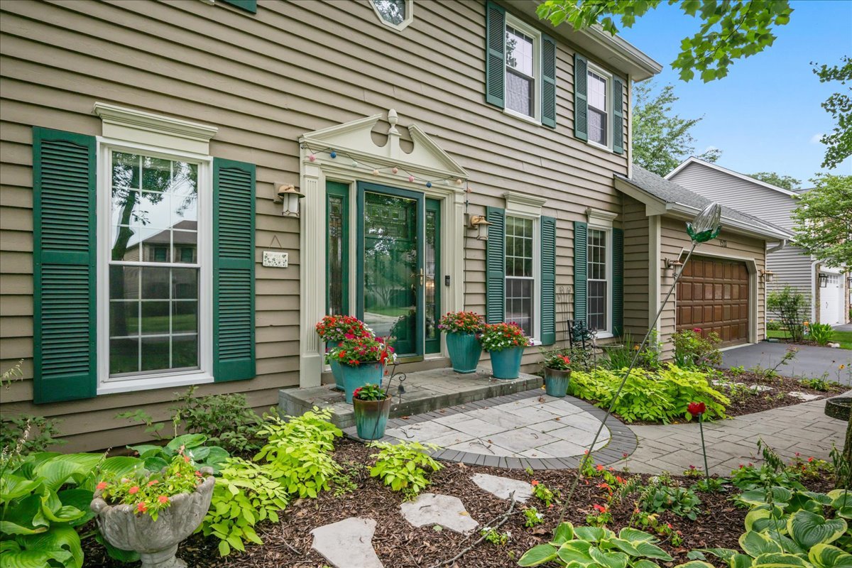1533 Meadowland Drive