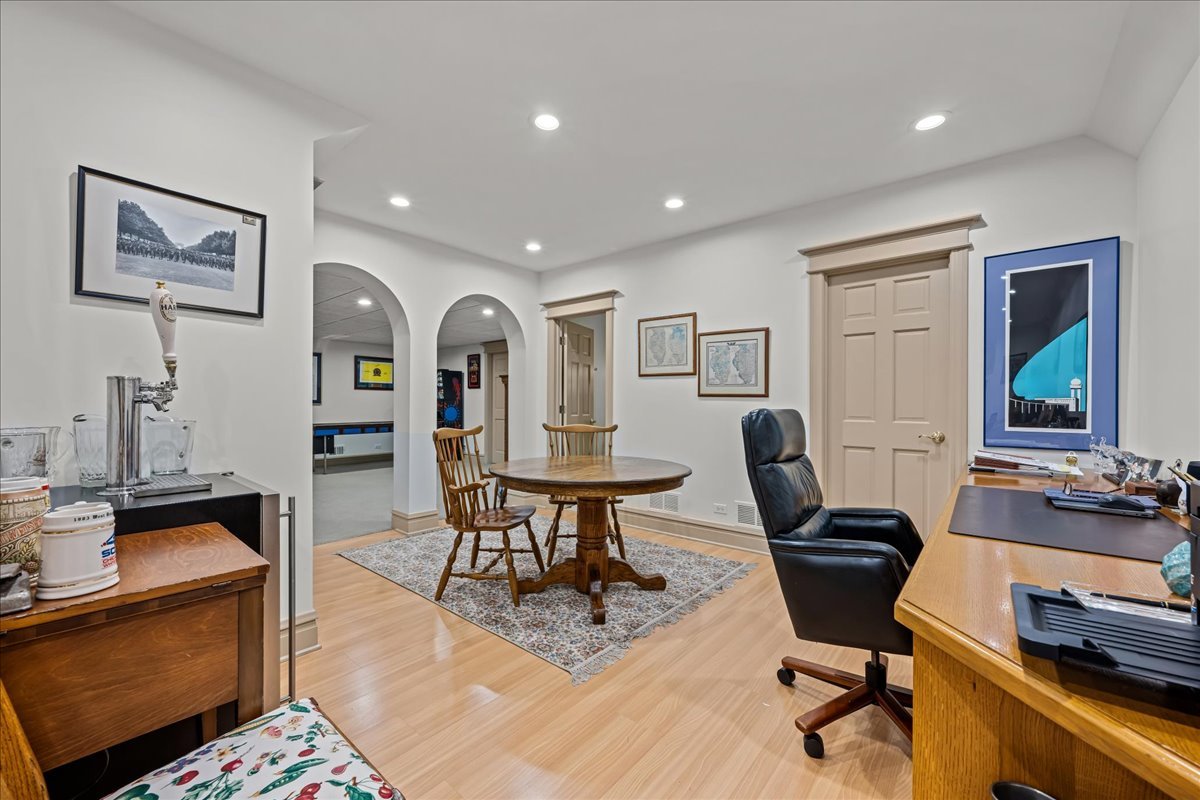 1533 Meadowland Drive