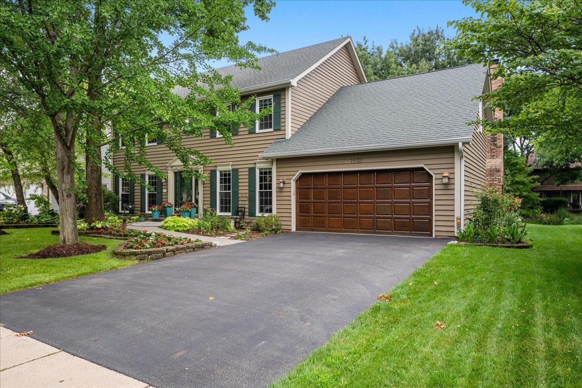 1533 Meadowland Drive