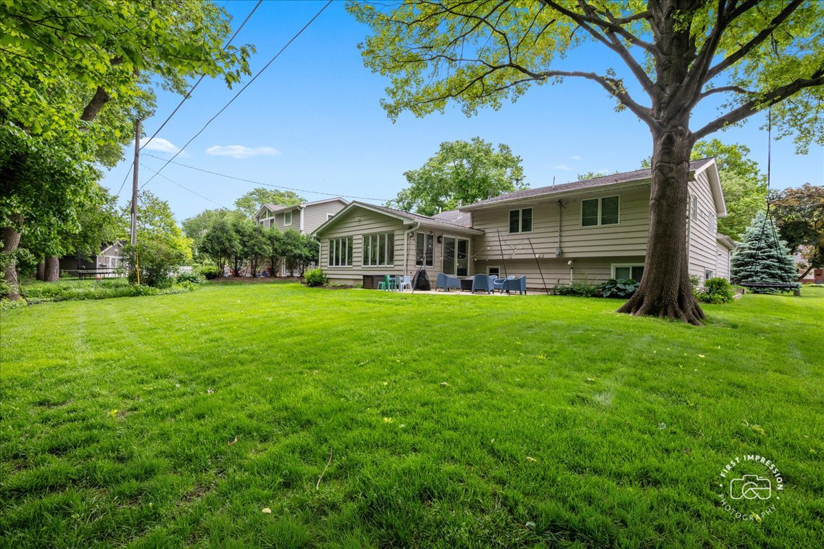 1009 Douglas Avenue