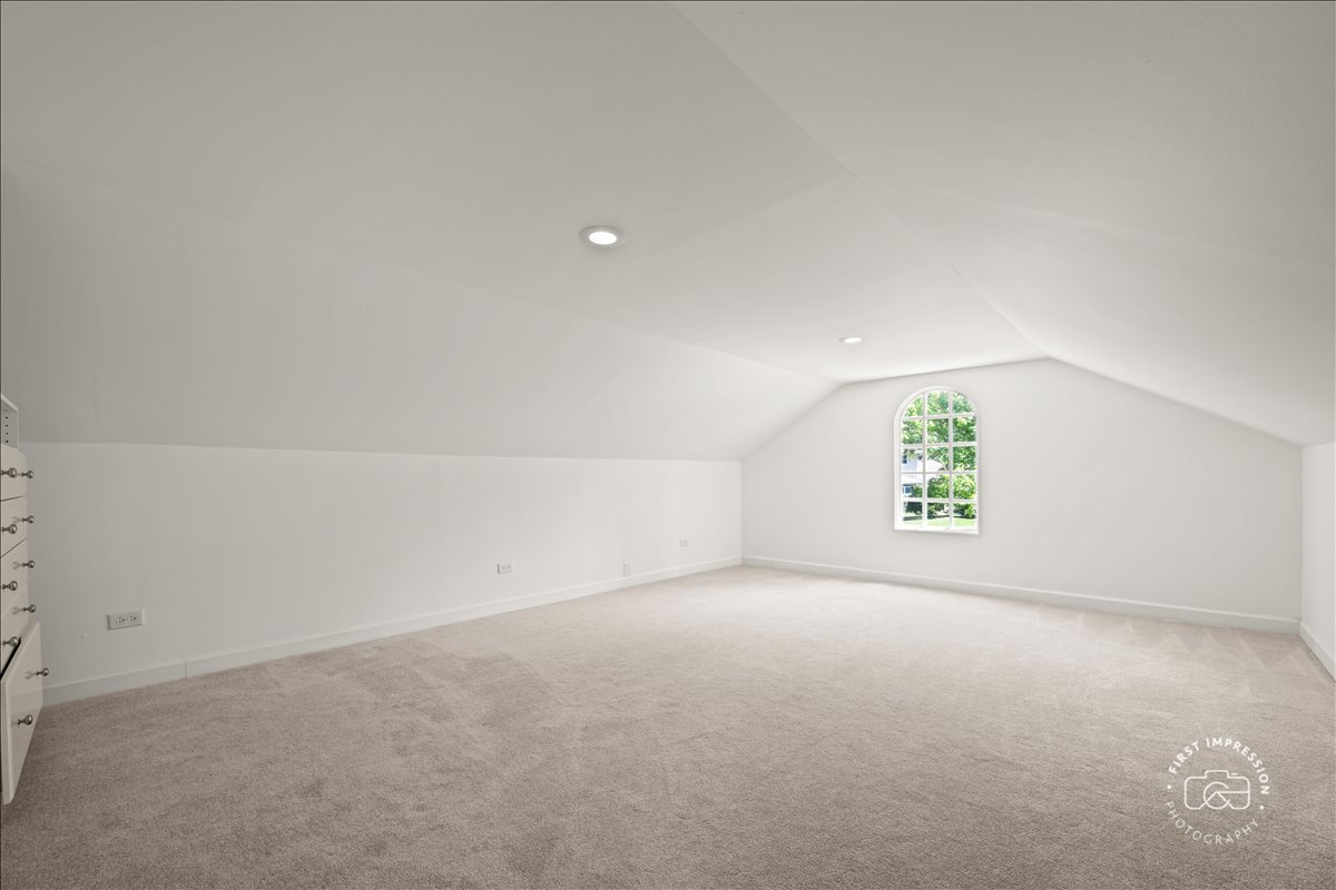 1009 Douglas Avenue