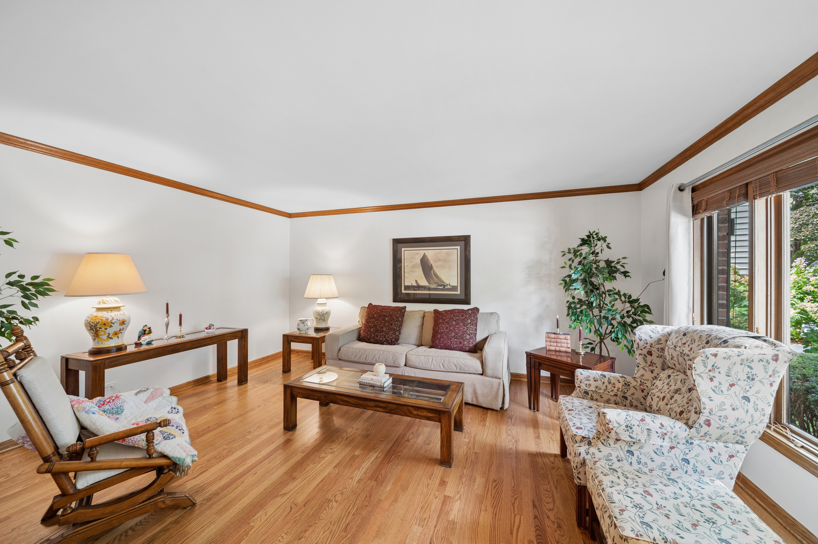 808 Lyndhurst Court
