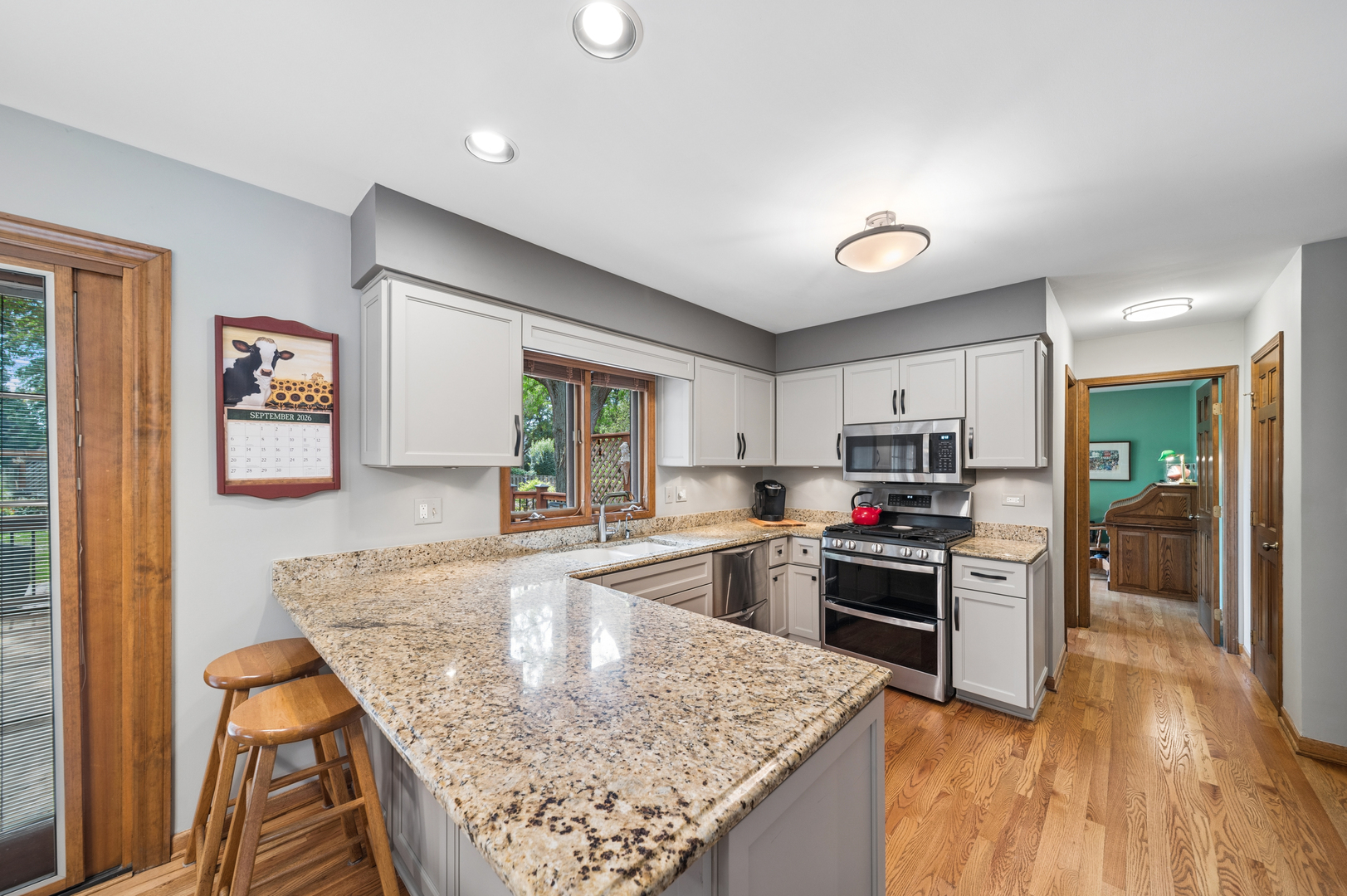 808 Lyndhurst Court
