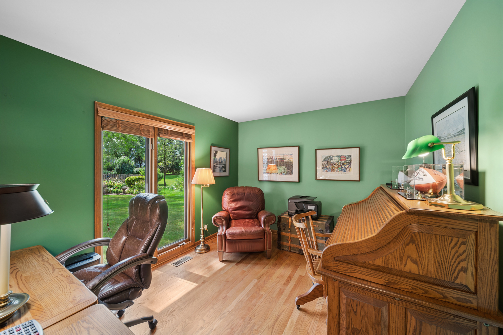 808 Lyndhurst Court