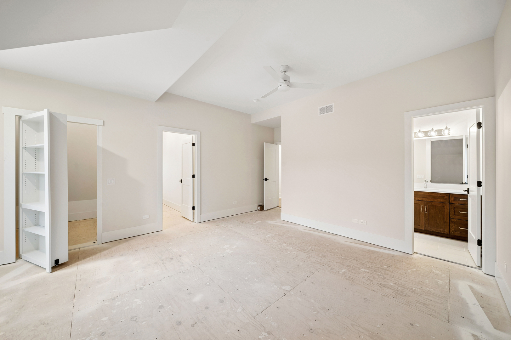 6 W Bauer Road