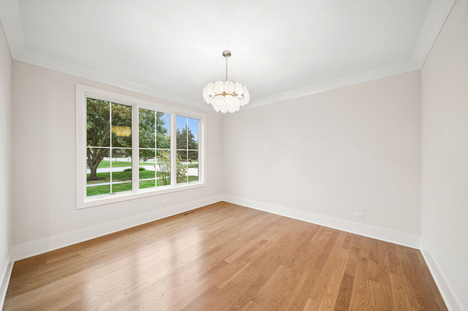 6 W Bauer Road