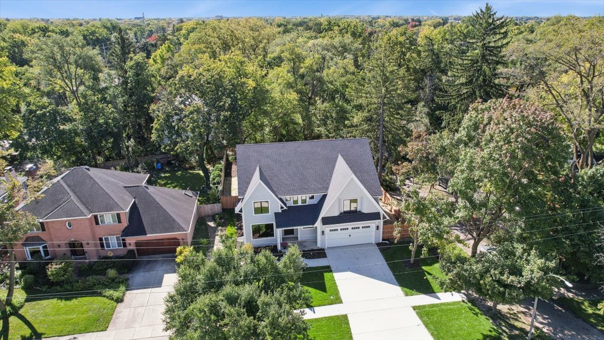 6 W Bauer Road