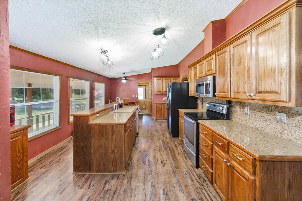 528 County Road 1380