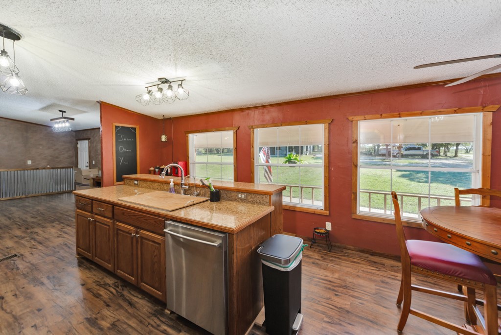 528 County Road 1380