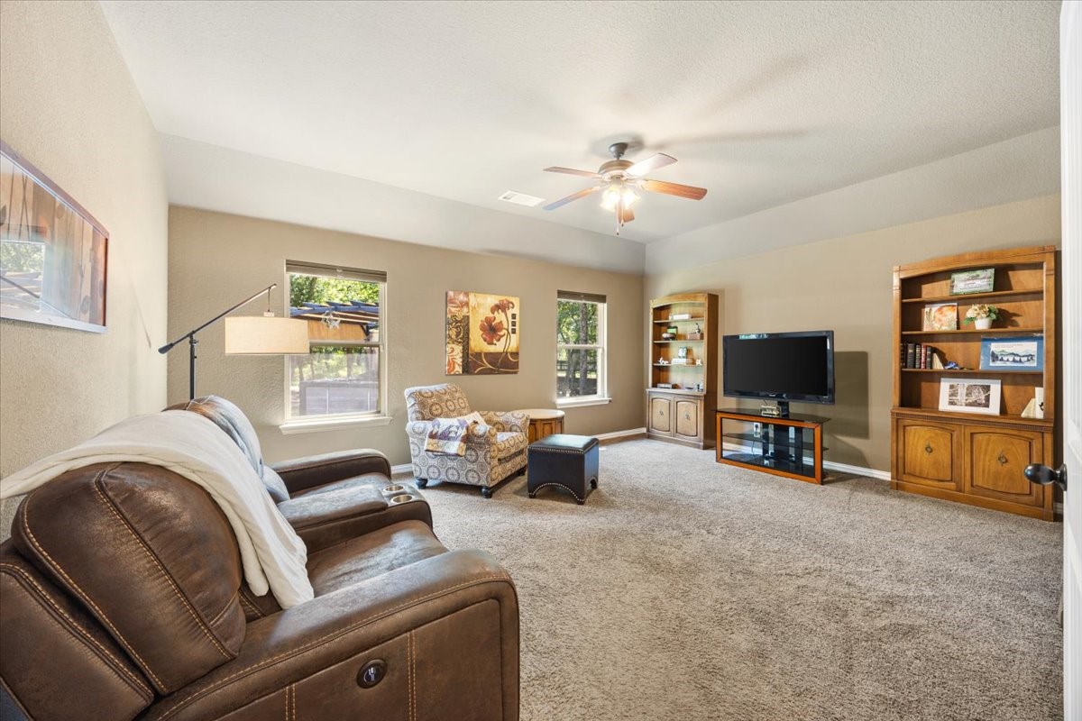 8450 Old Springtown Road