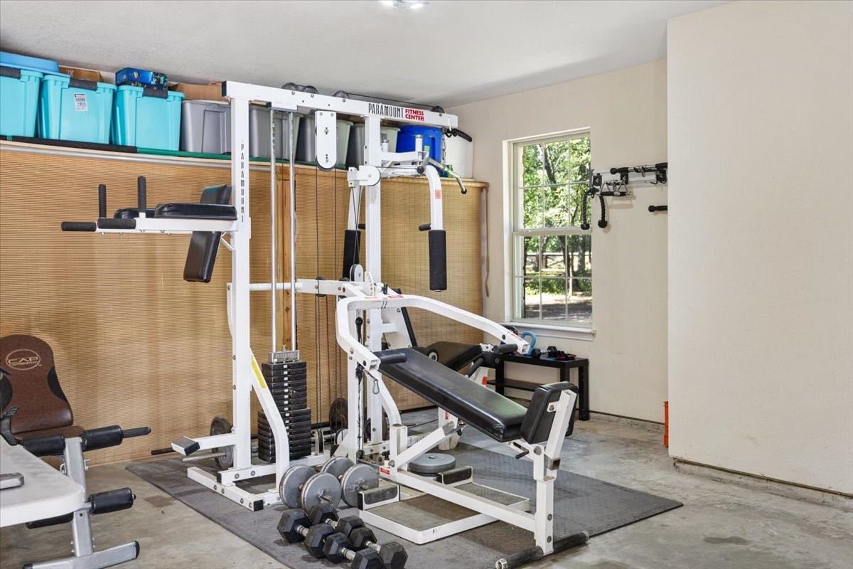 8450 Old Springtown Road