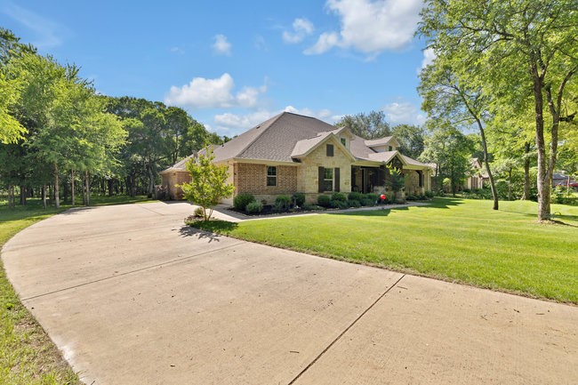 8450 Old Springtown Road