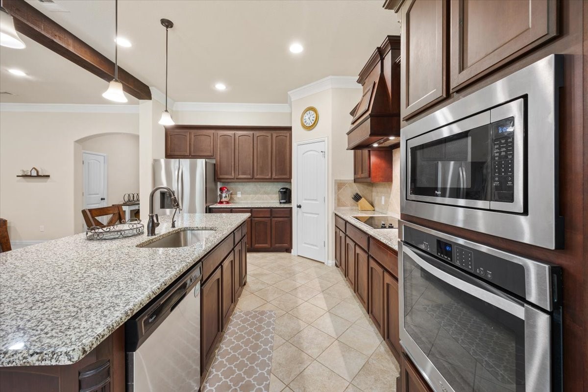 8450 Old Springtown Road