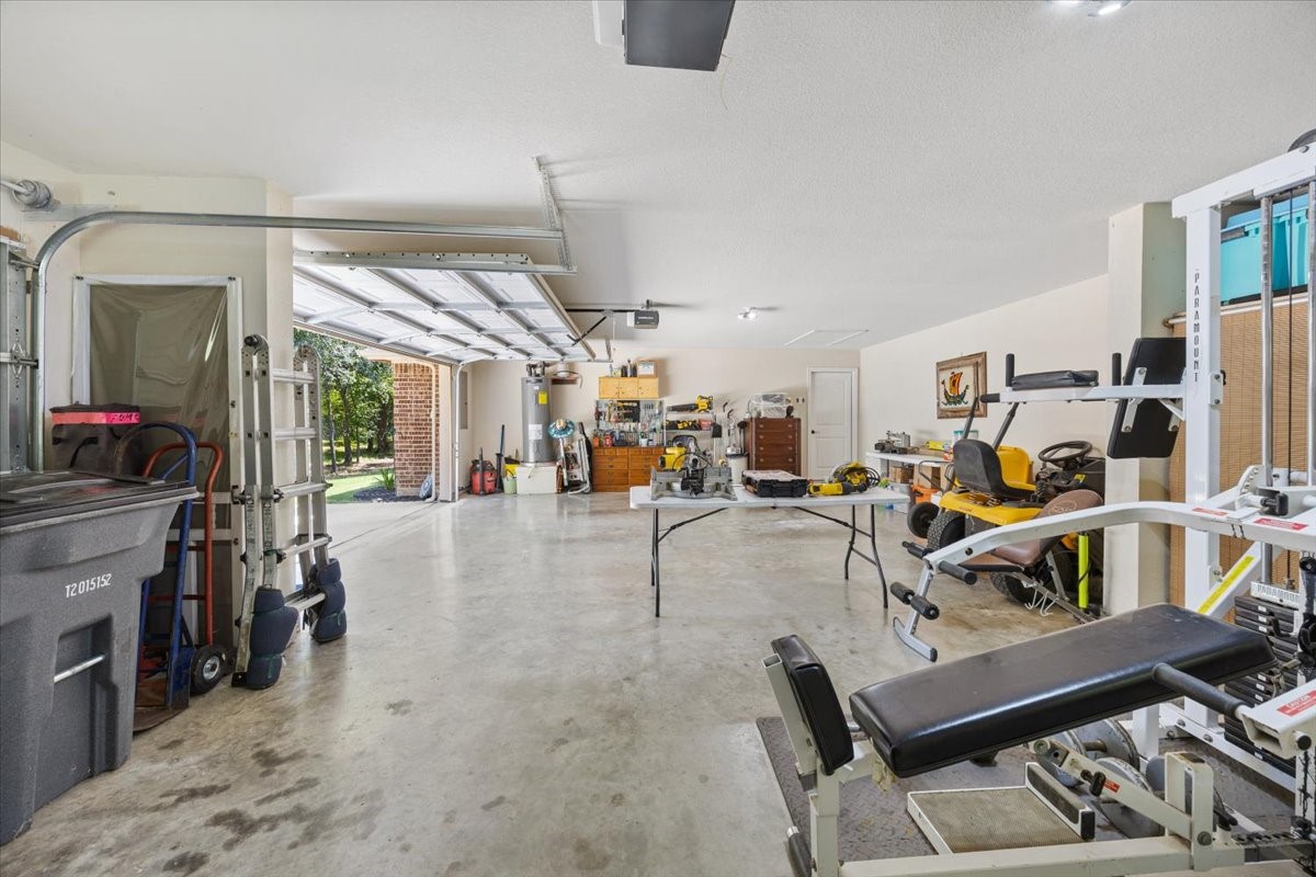 8450 Old Springtown Road