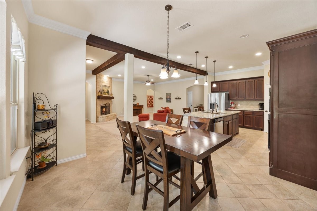 8450 Old Springtown Road