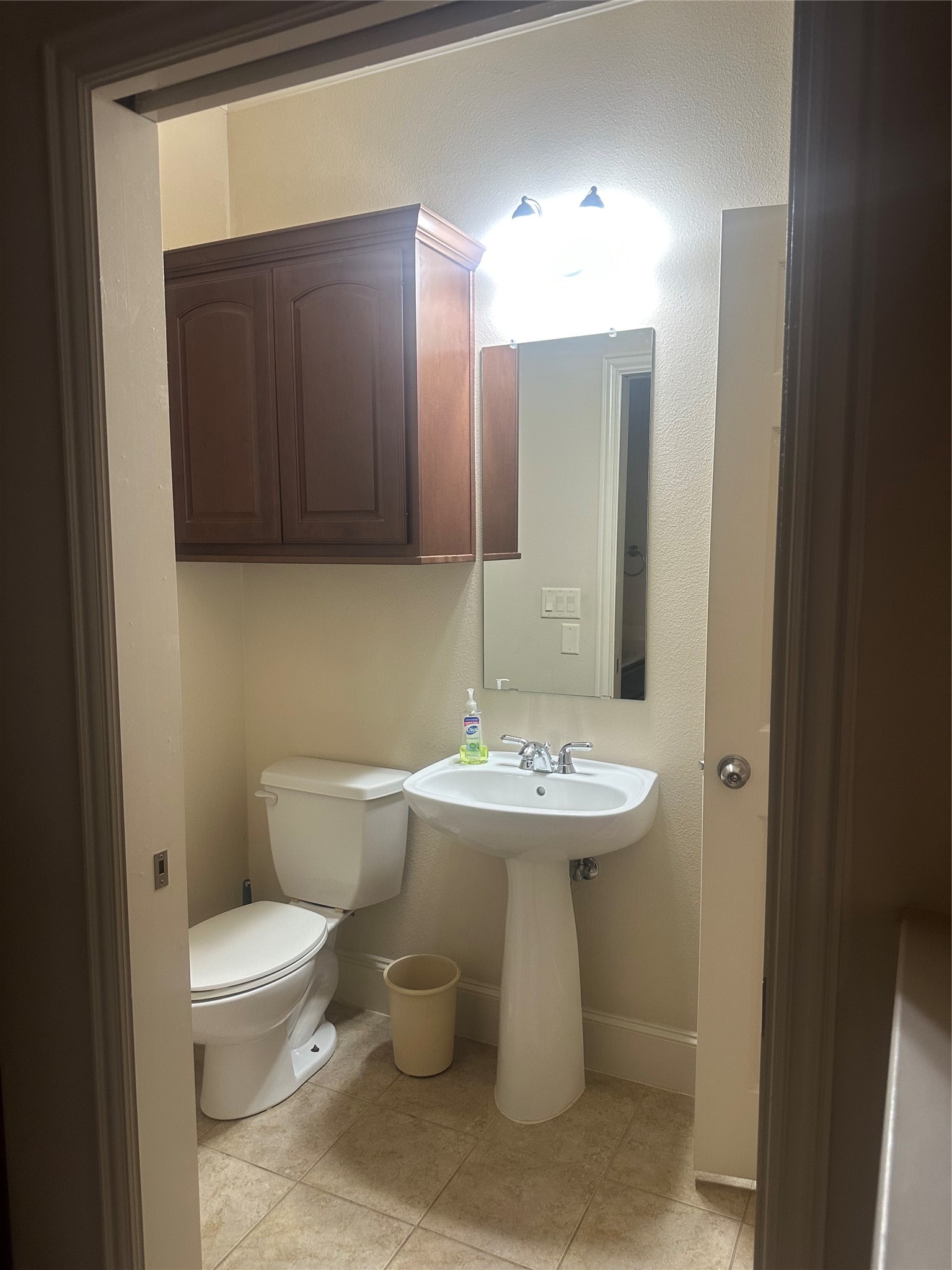 380 Greathouse Village