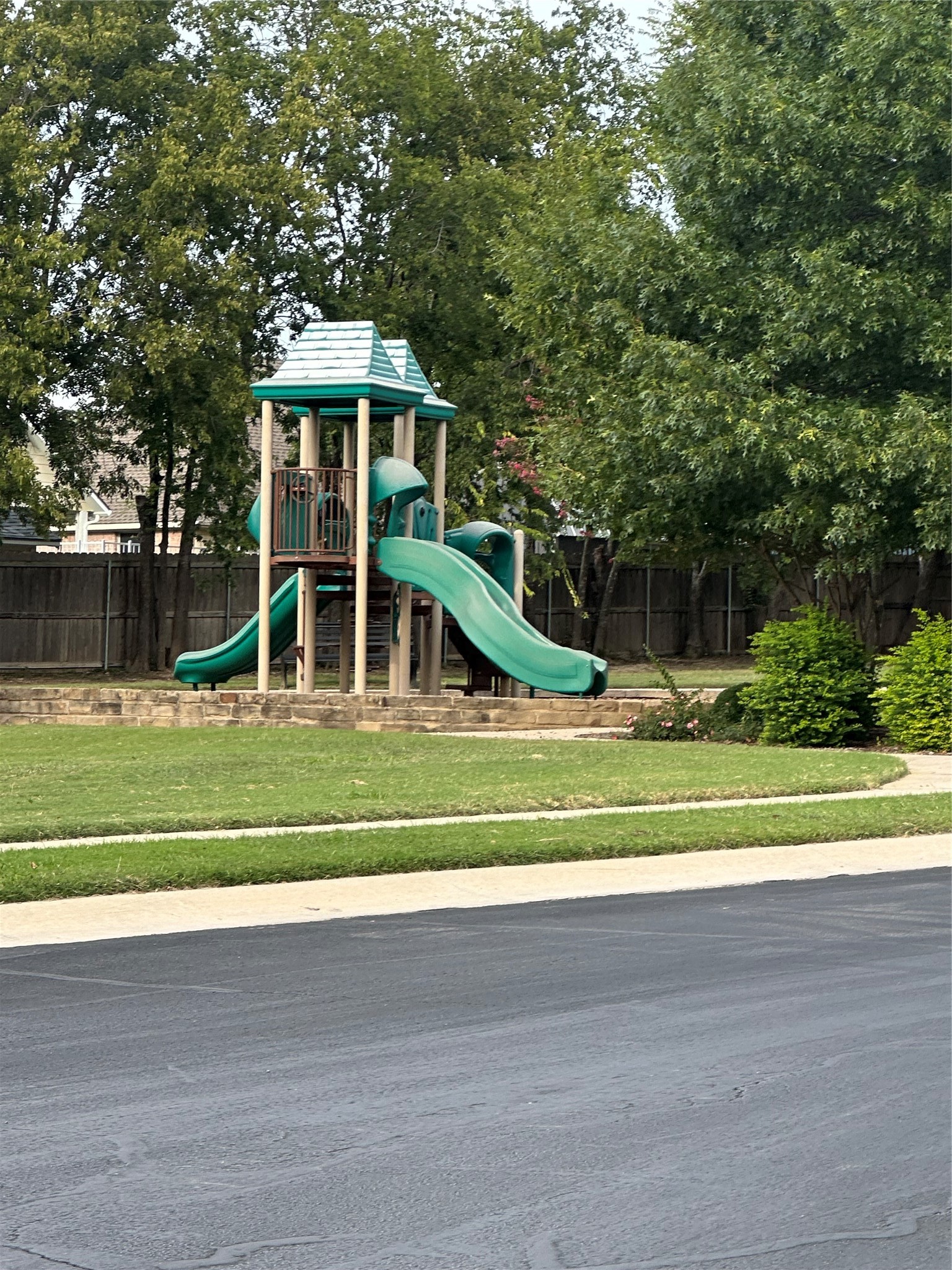 380 Greathouse Village