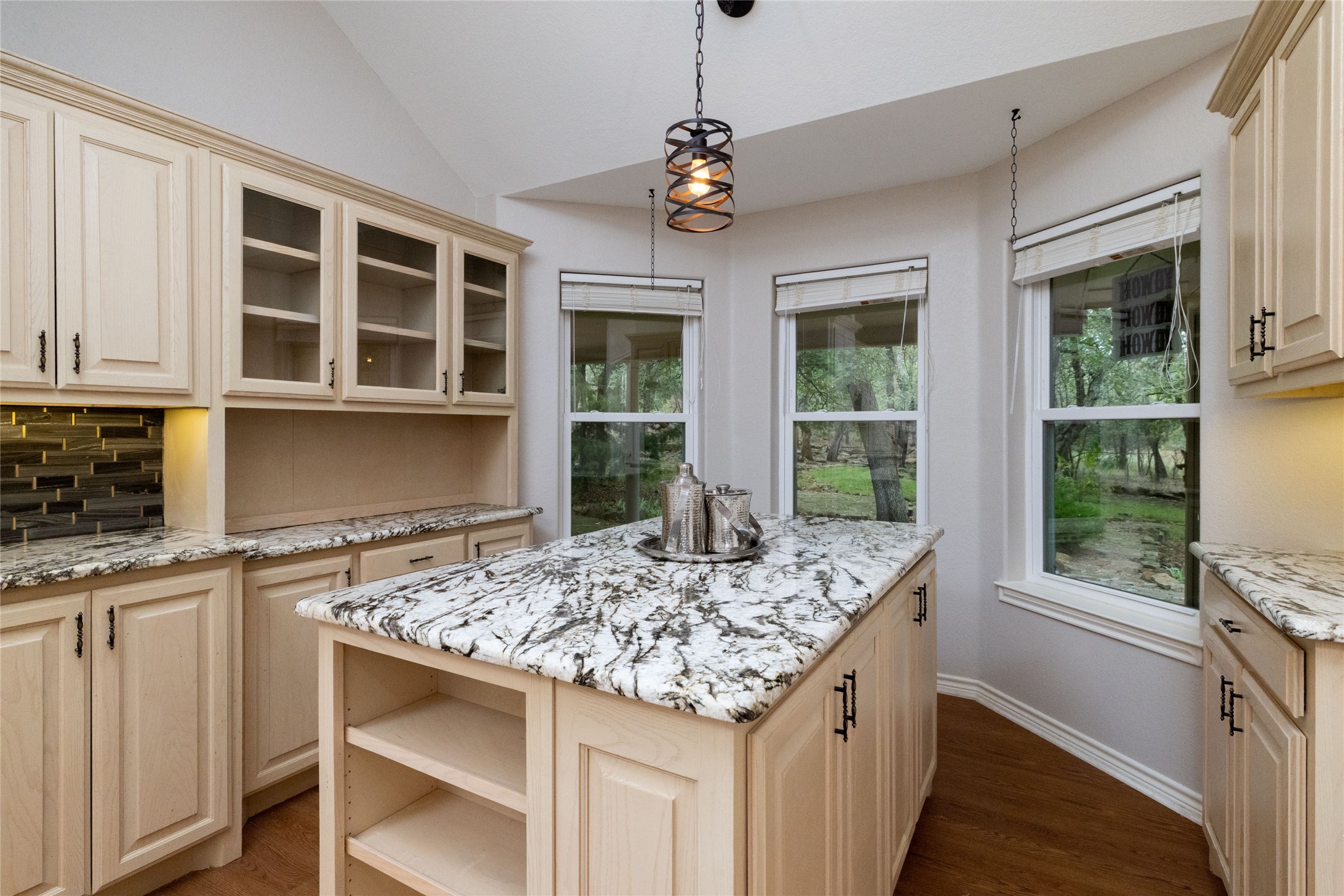 604 Runaway Bay Drive