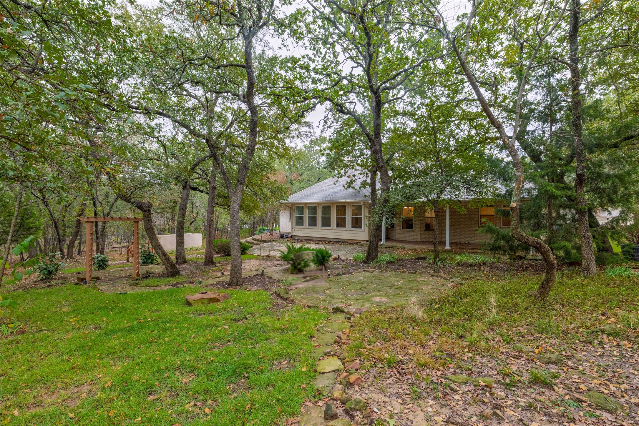 604 Runaway Bay Drive