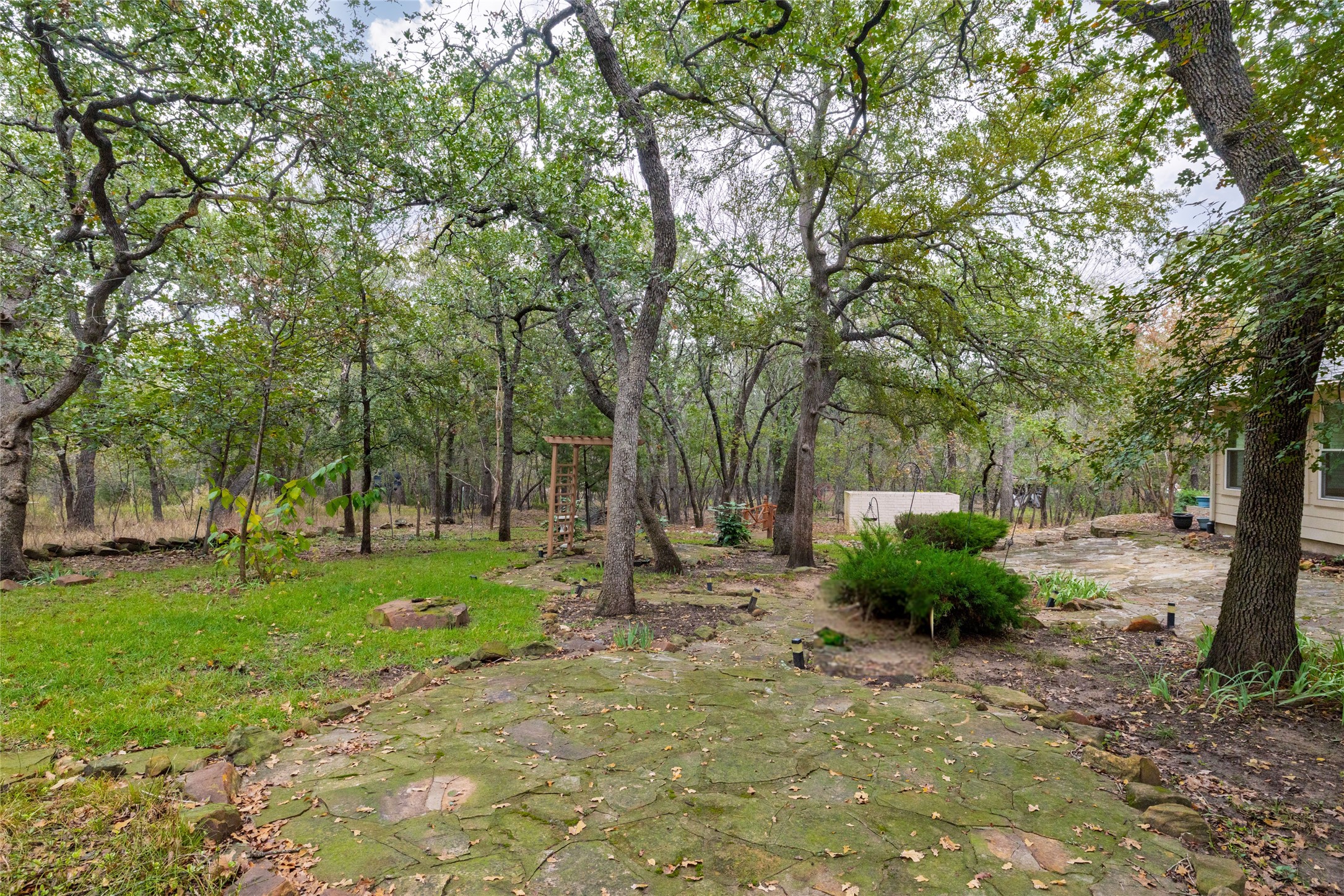 604 Runaway Bay Drive