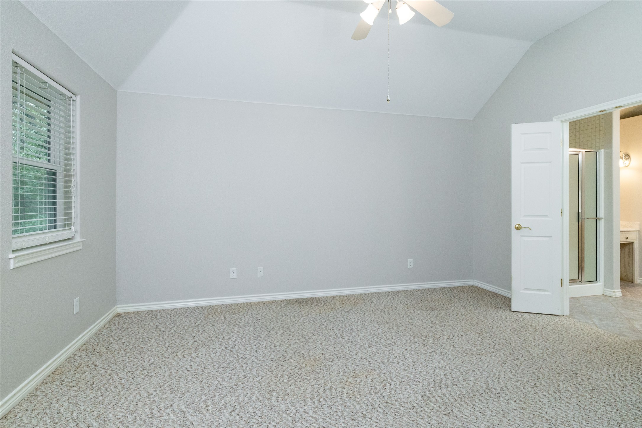 604 Runaway Bay Drive