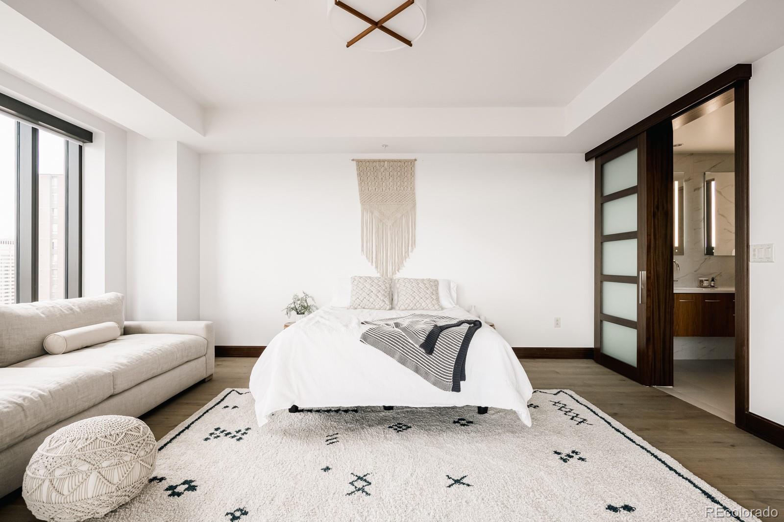 1133 14th Street Unit: 2710