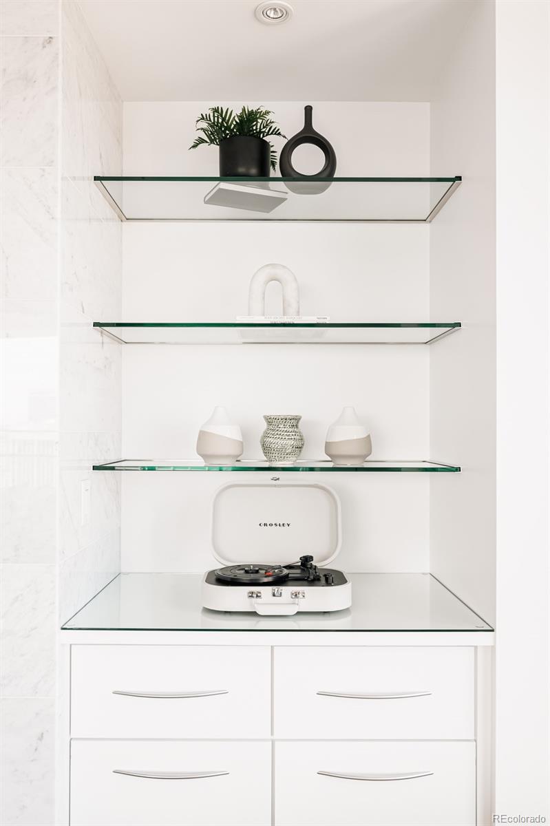 1133 14th Street Unit: 2710