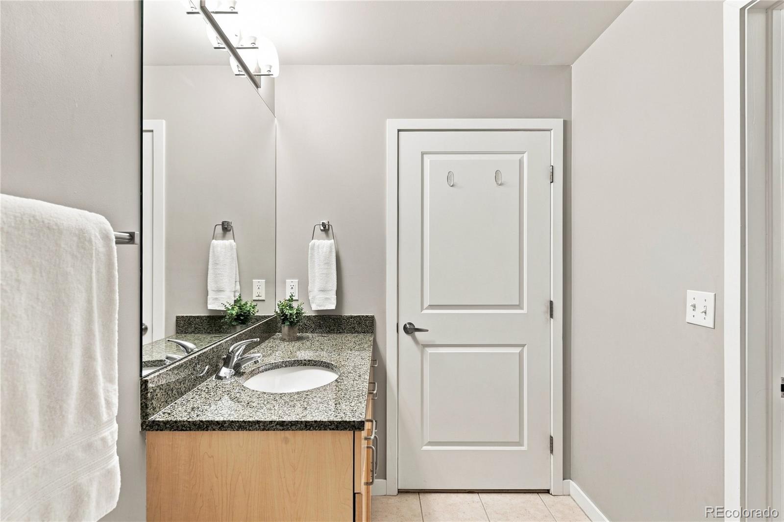 1700 Bassett Street Unit: 921