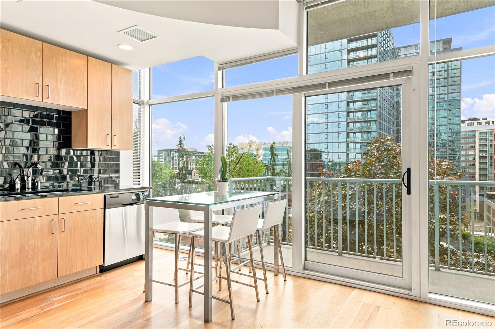 1700 Bassett Street Unit: 921