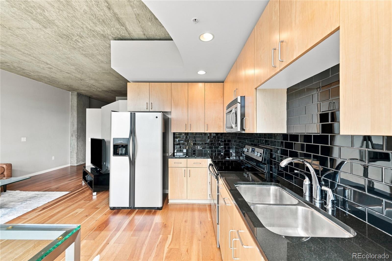 1700 Bassett Street Unit: 921