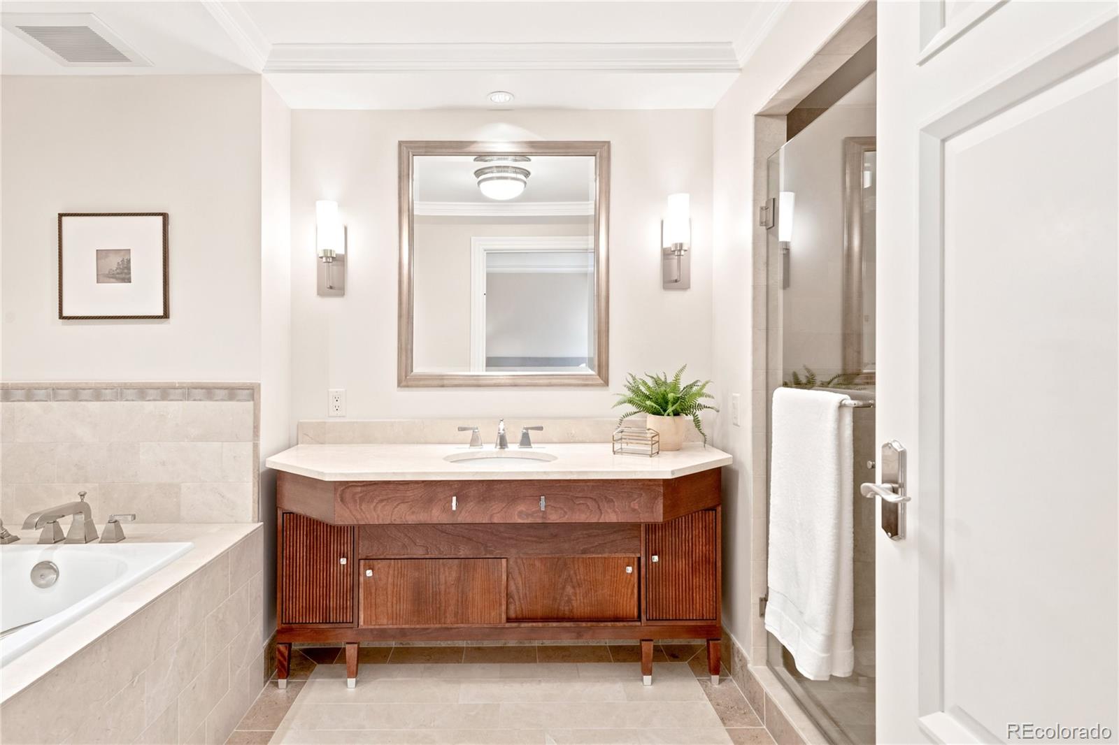 1891 Curtis Street Unit: 1620