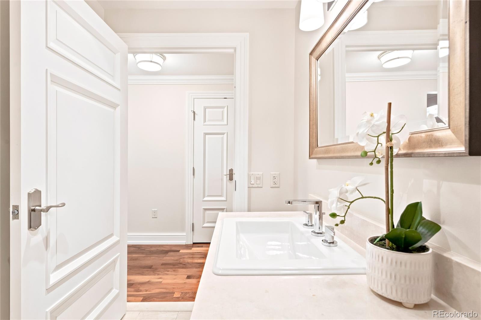 1891 Curtis Street Unit: 1620