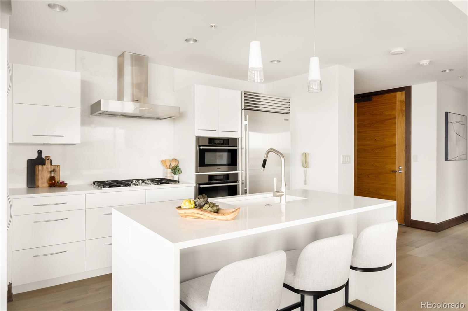 1133 14th Street Unit: 2710