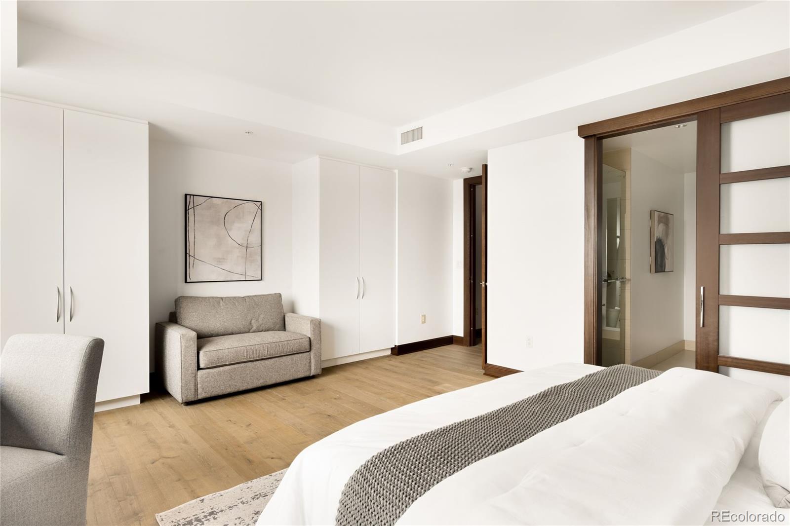 1133 14th Street Unit: 2710