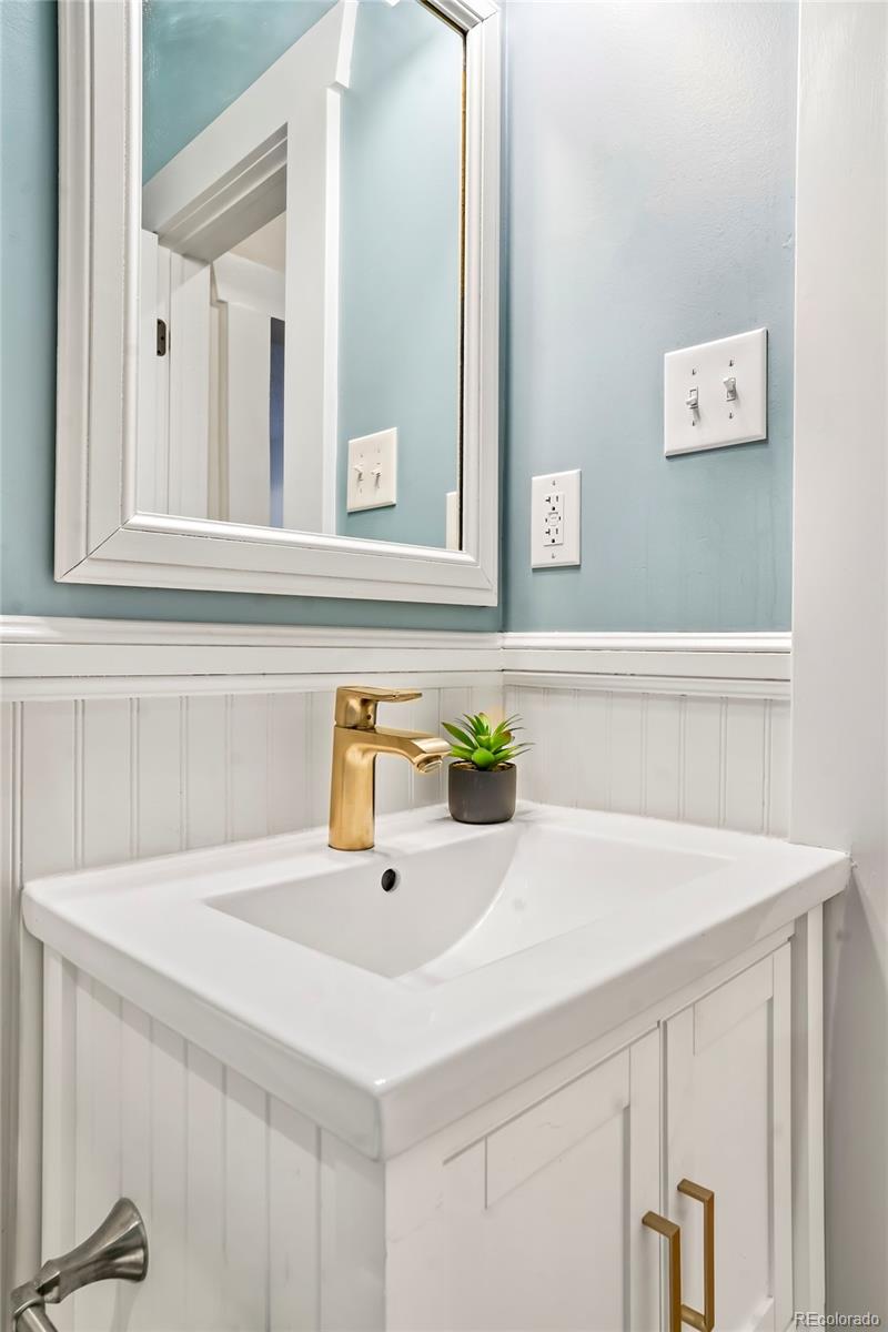 1700 S Downing Street