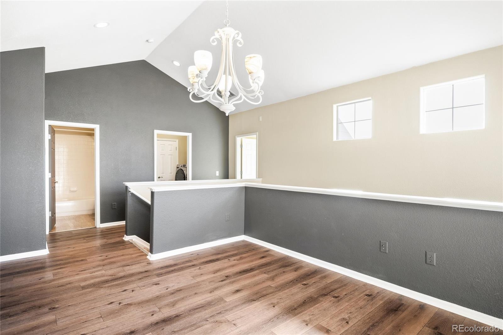 2240 S Vaughn Way Unit: 201