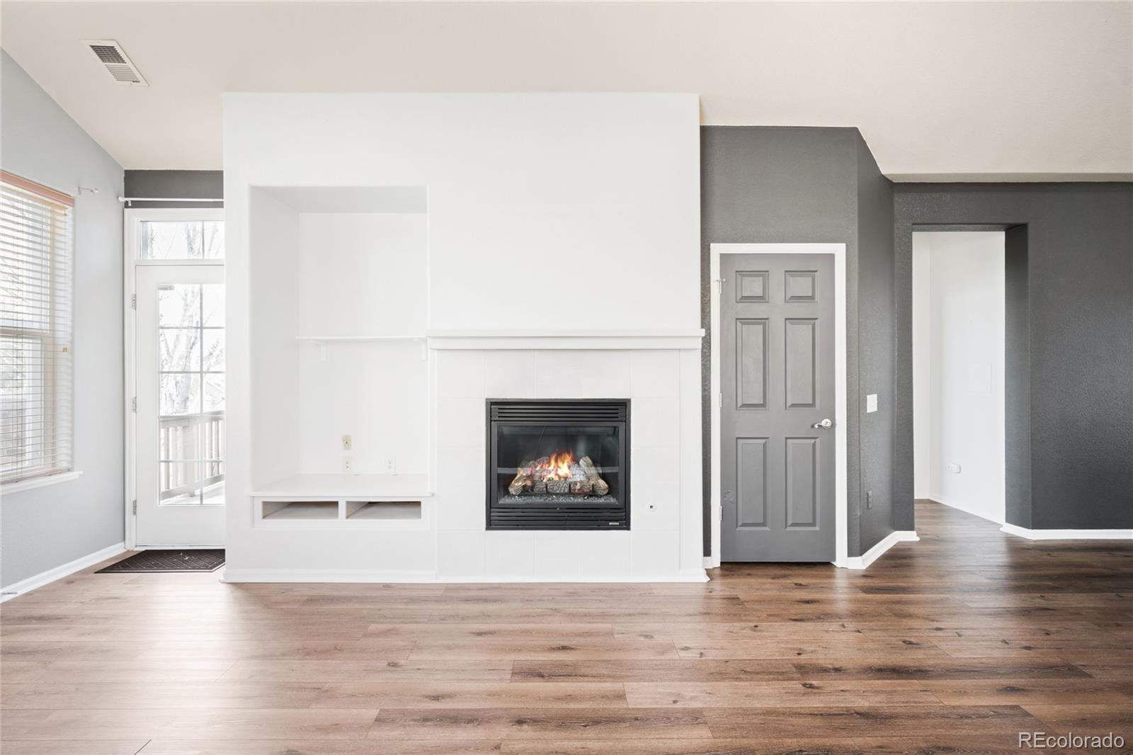 2240 S Vaughn Way Unit: 201