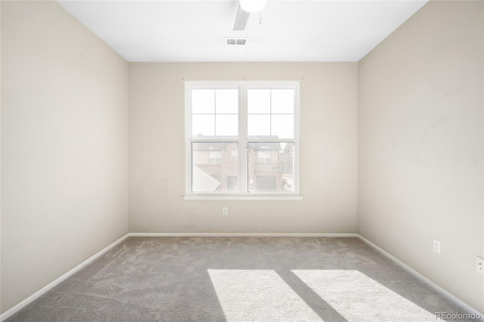 2240 S Vaughn Way Unit: 201