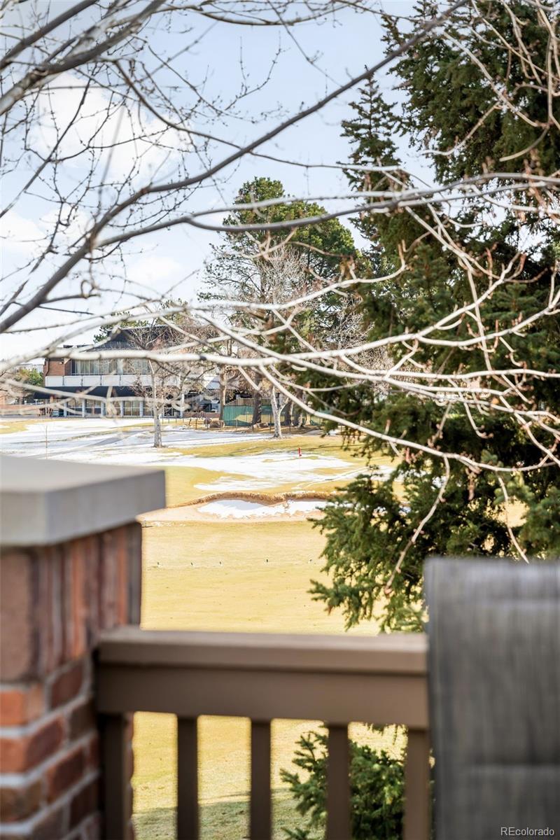 2240 S Vaughn Way Unit: 201