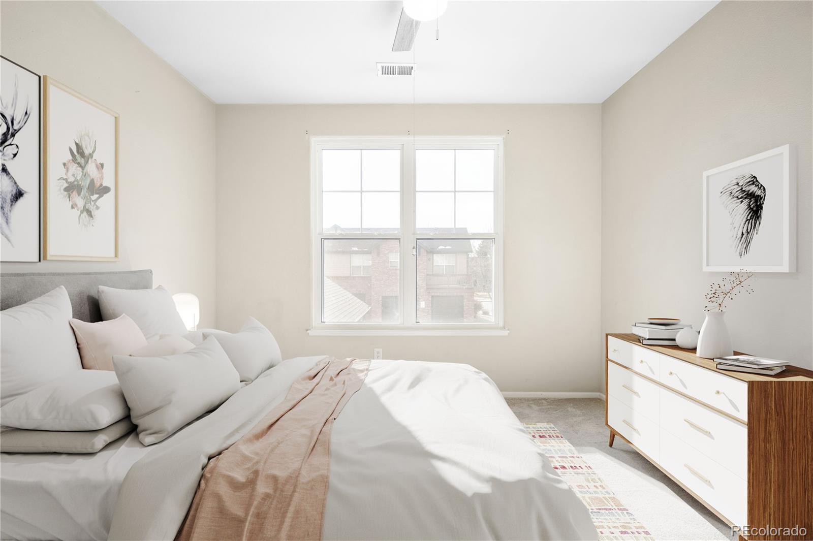 2240 S Vaughn Way Unit: 201