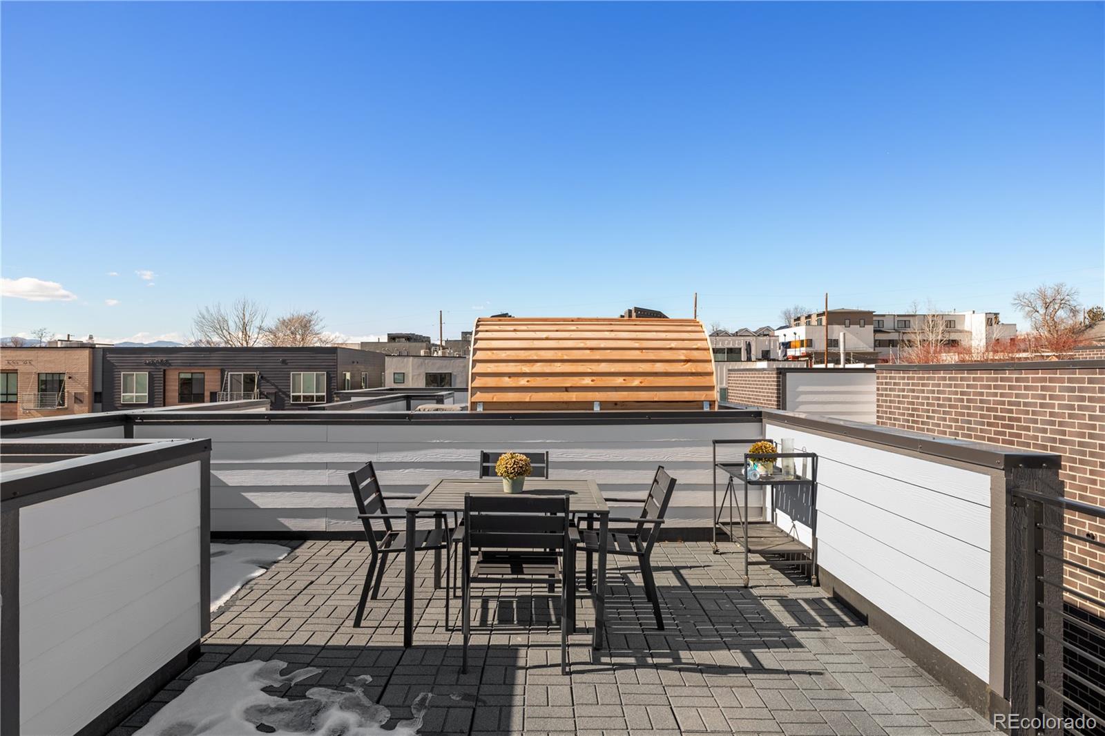 1286 Newton Street Unit: 2