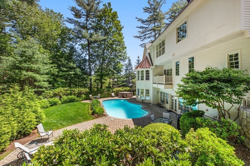24 Wescott Drive