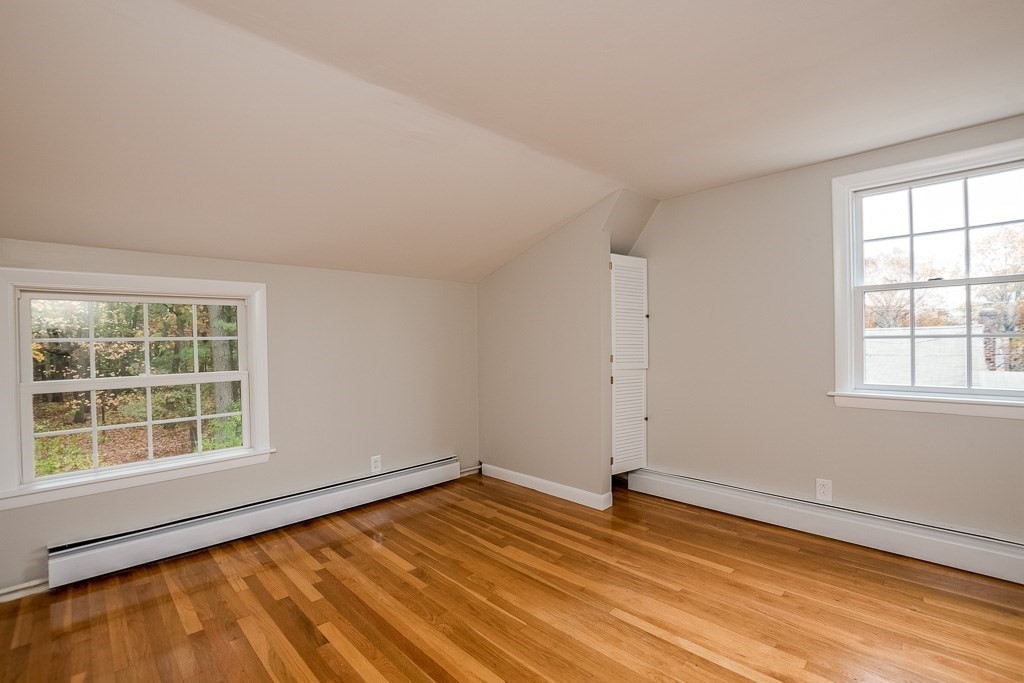 75 Mckinley Avenue