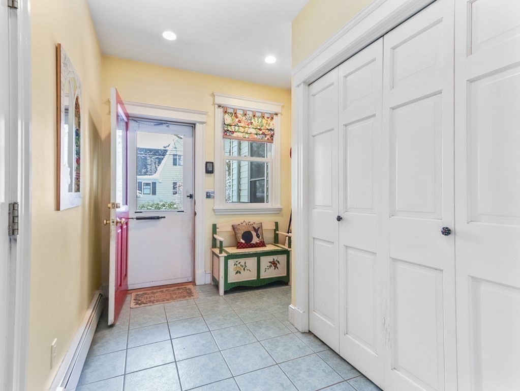 377 Manning Street