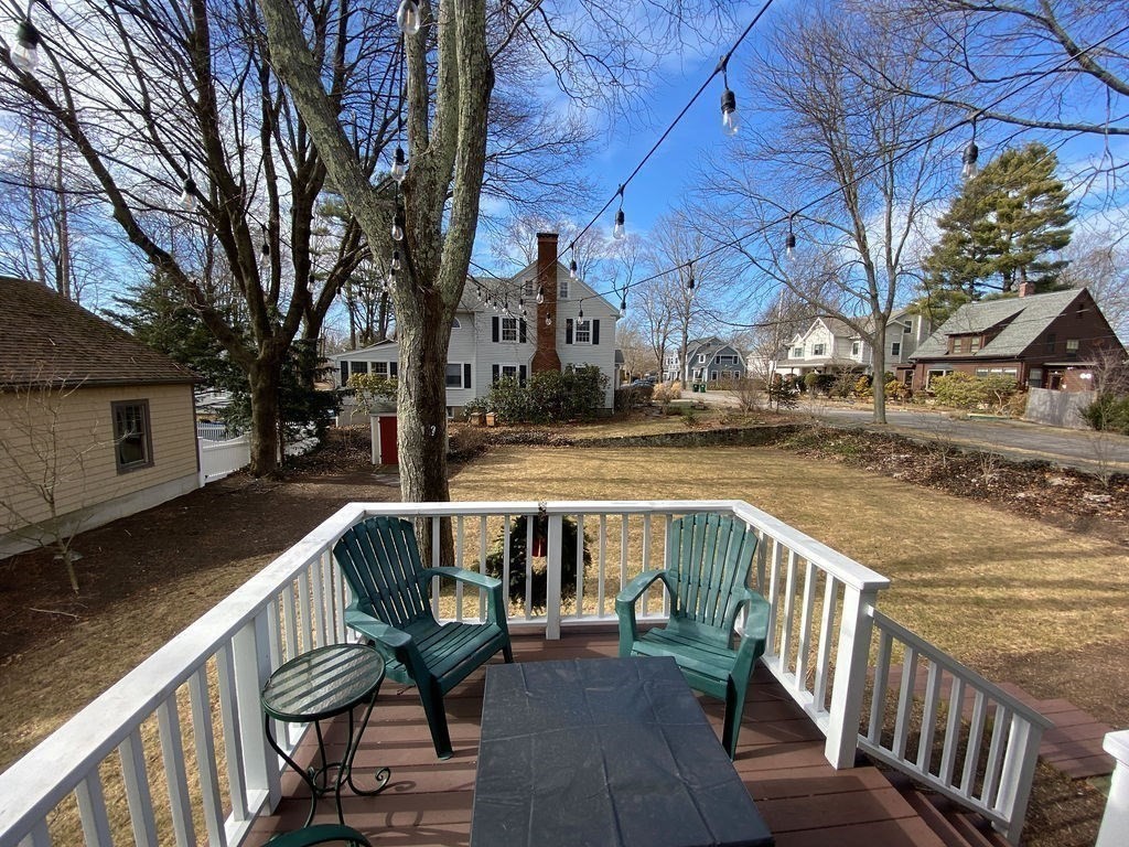 377 Manning Street