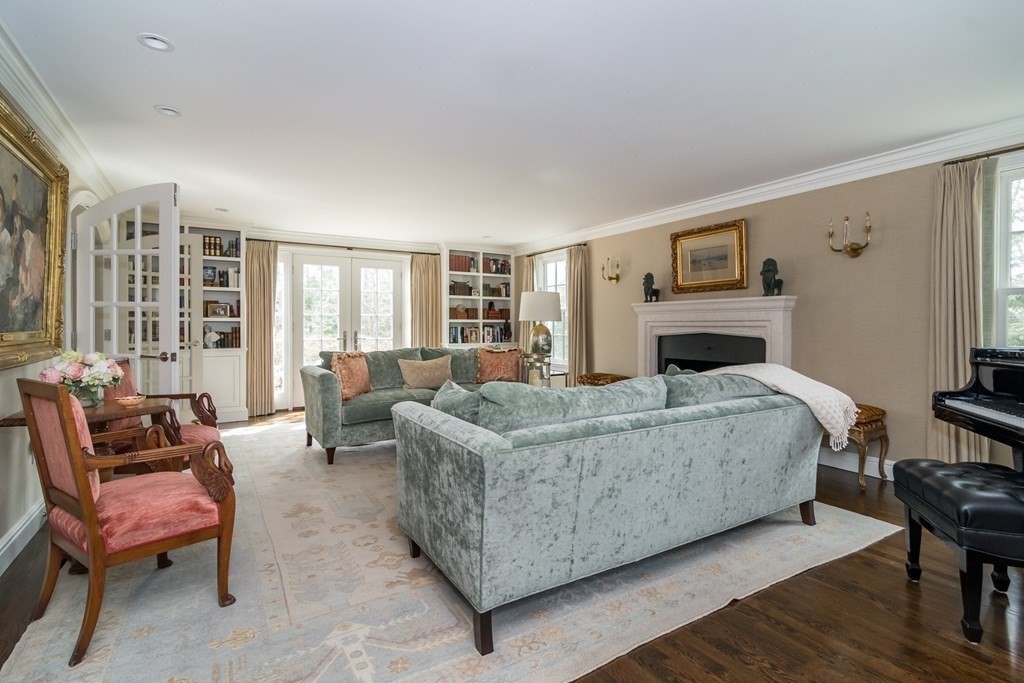 7 Appian Drive