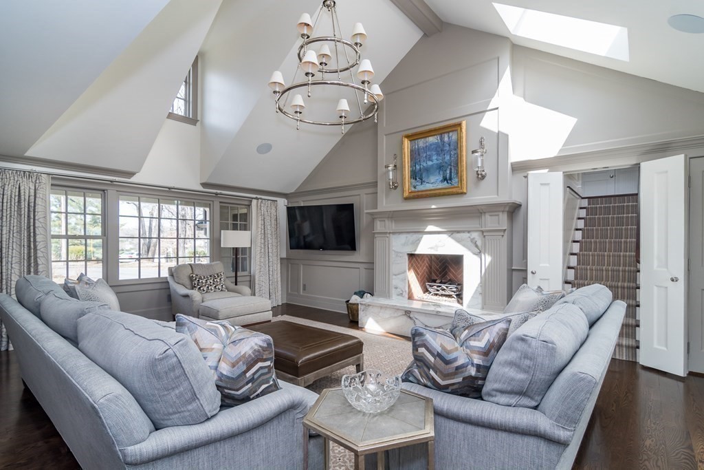 7 Appian Drive
