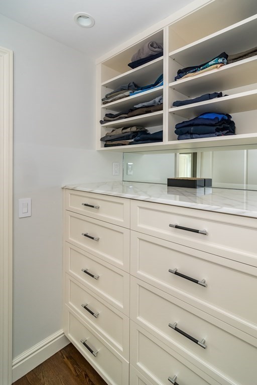 7 Appian Drive